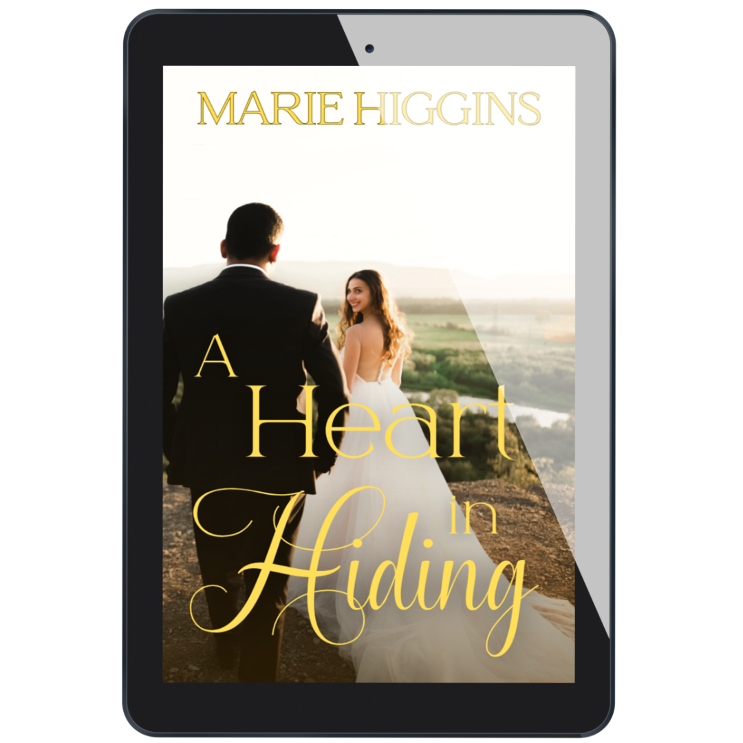 A Heart in Hiding - Clean Fake Boyfriend Romance Ebook